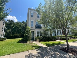 Building Photo - 1542 Bluewater Way