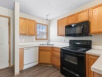 Building Photo - 6901 N Steamboat Dr