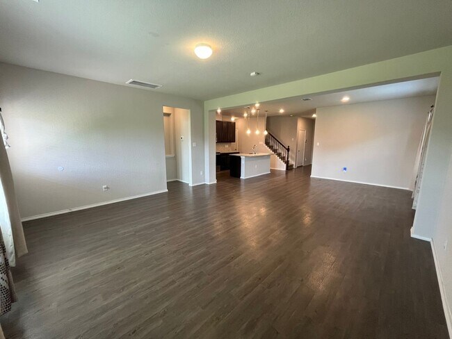 Building Photo - 7923 Navarro Mls
