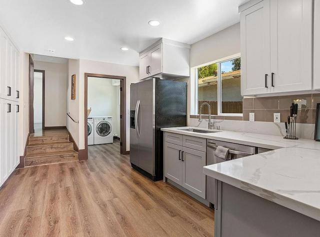 Building Photo - 3 bedroom in Altadena CA 91001