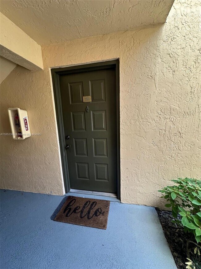 Building Photo - 9999 Summerbreeze Dr