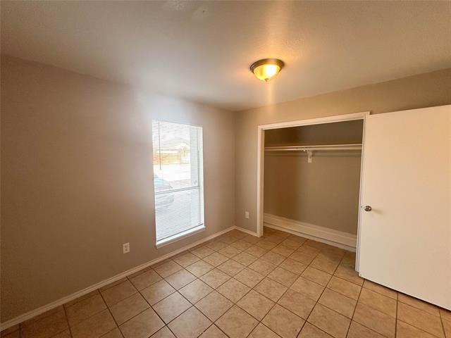 Building Photo - 1401 Old Bardwell Rd