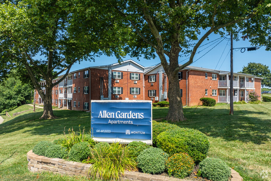 Building Photo - Allen Gardens Apartments