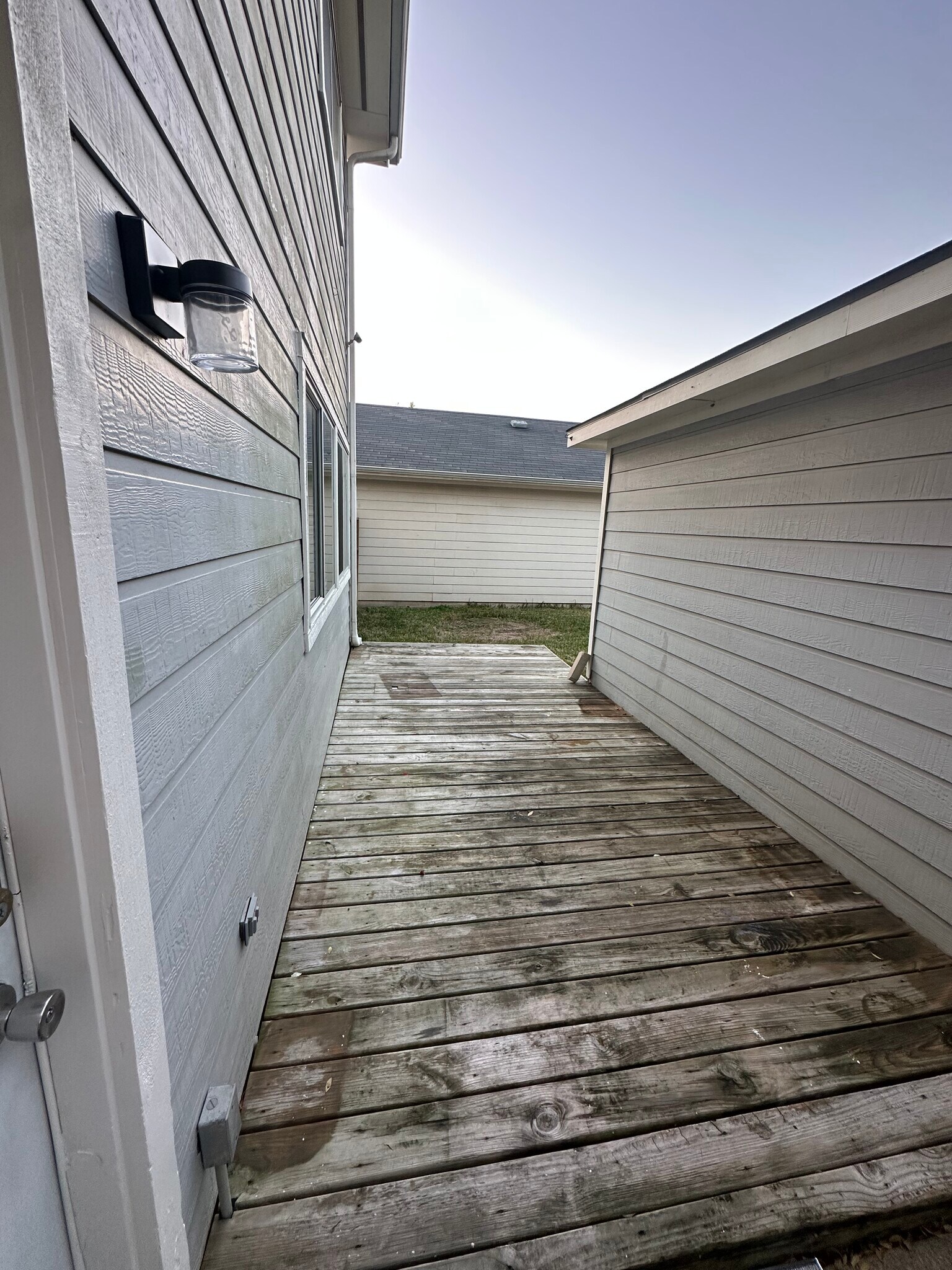 Building Photo - 6118 Elton Knolls St