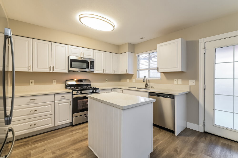 Building Photo - 1079 Harpy Eagle Ave