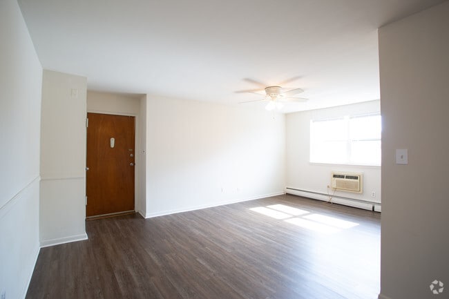 Living Space - The Communities of Norris Hills at Buttonwood Street