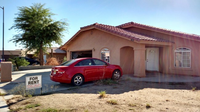 Building Photo - 10824 S Ave Primavera