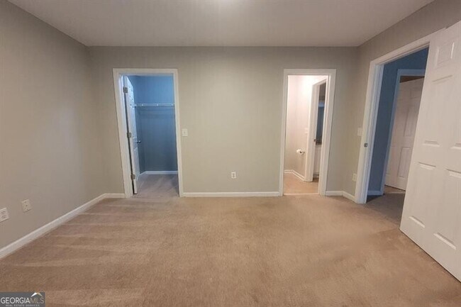 Building Photo - 3110 Crest Ridge Cir SW