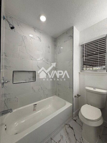 Building Photo - 4938 Bernadine Dr