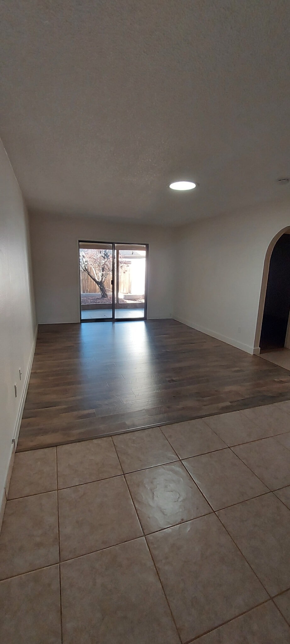 Building Photo - 1602 Lindley Dr