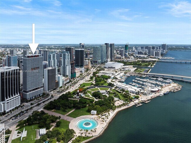 Building Photo - 50 Biscayne Blvd