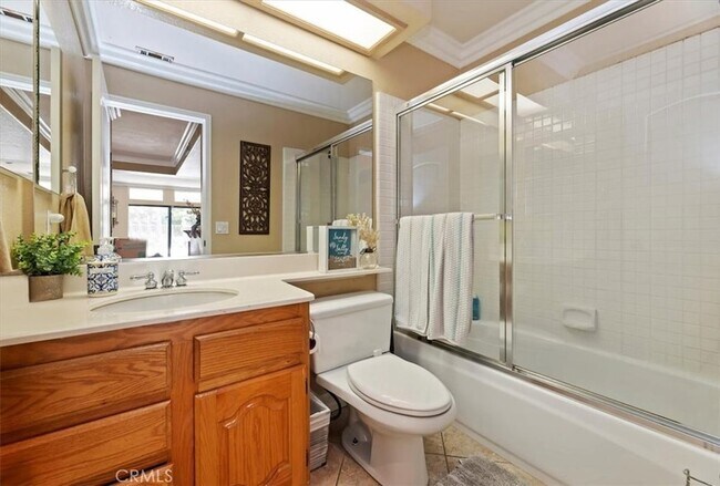 Building Photo - 2760 Hidden Hills Way W