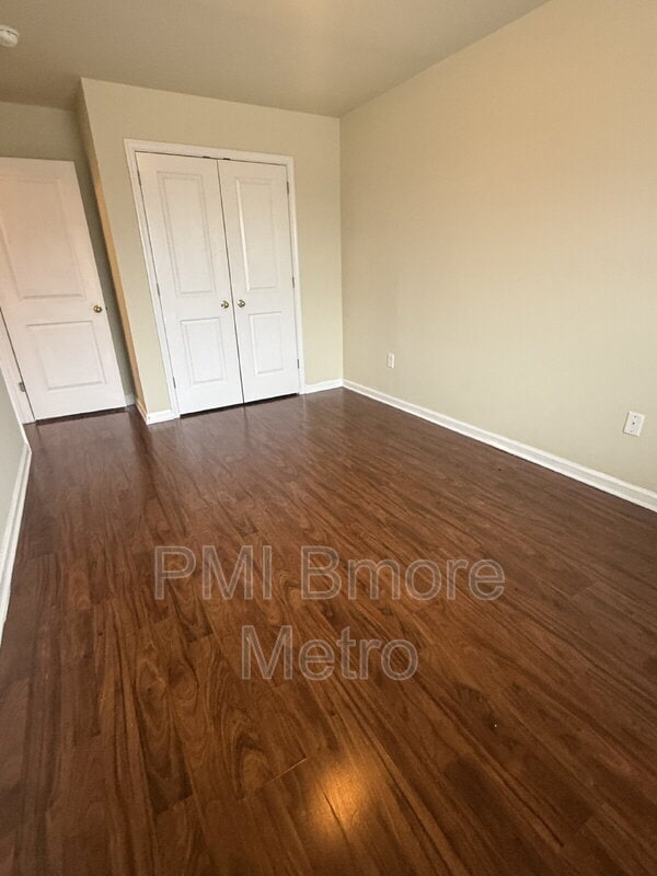 Building Photo - 2615 Huron St