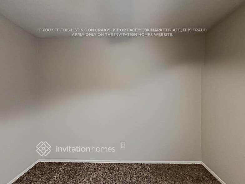 Building Photo - 1342 S Salem