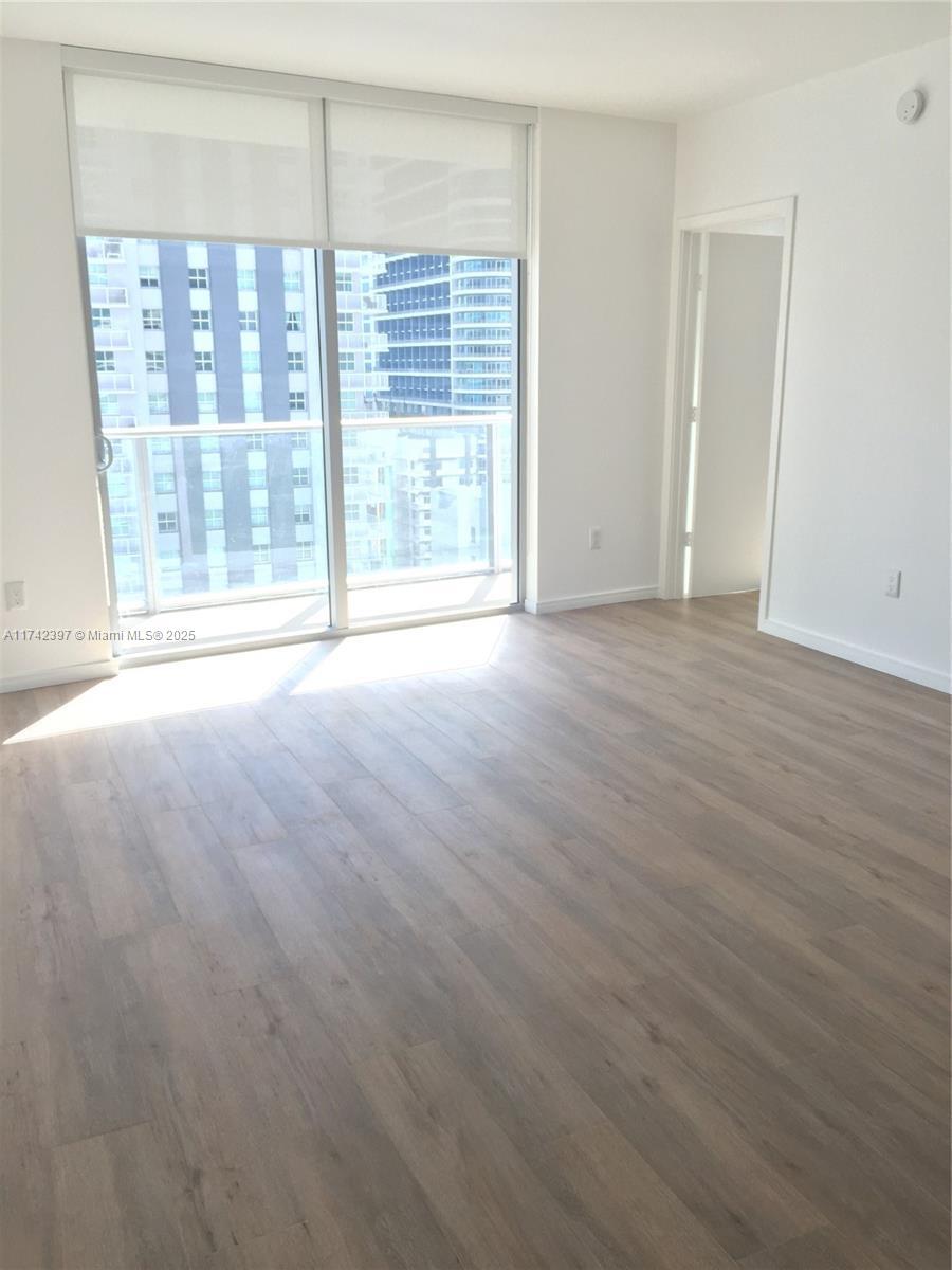 Building Photo - 1100 S Miami Ave