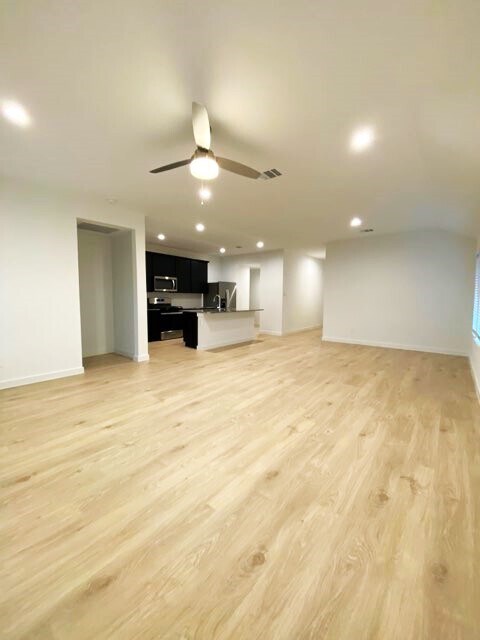 Building Photo - 1623 Fleetwood Crossing Dr