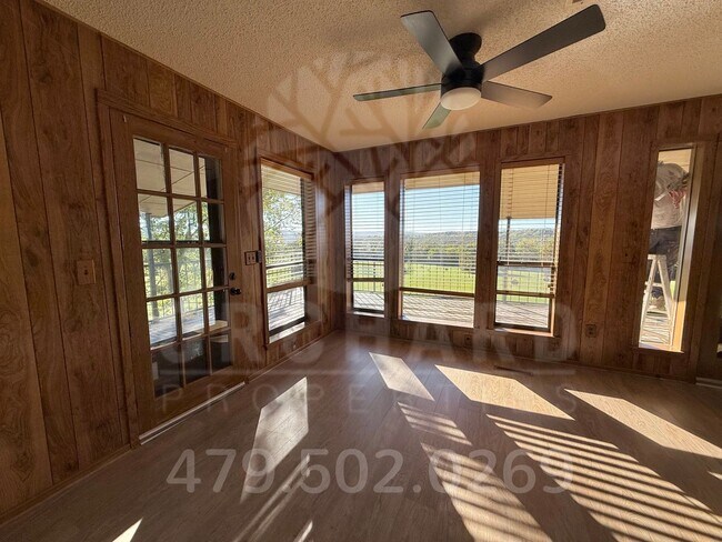 Building Photo - 3 Bed/ 2 Bath Home in Greenland/South Faye...