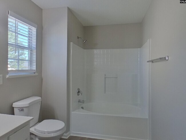 Building Photo - 925 Schofield Ln