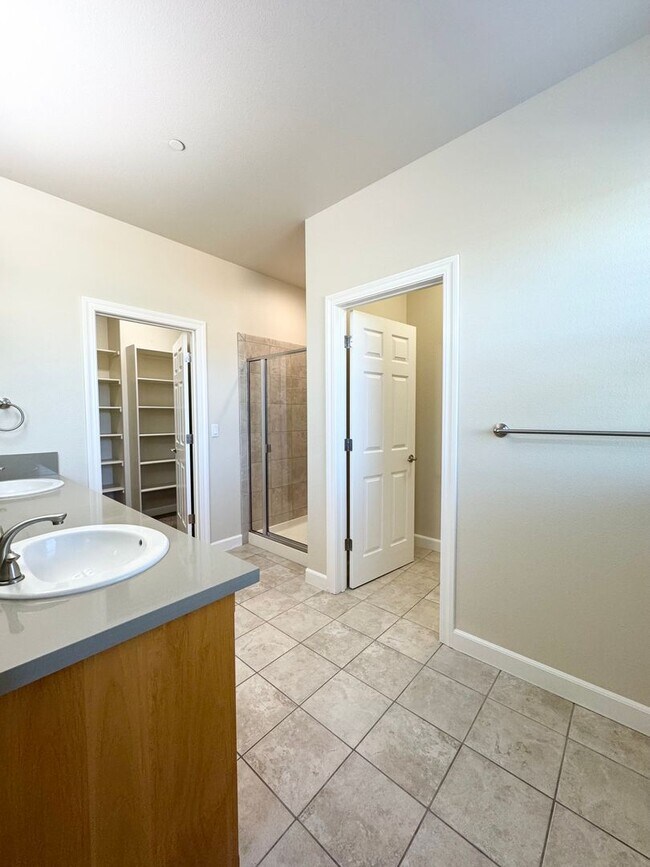 Building Photo - 1437 Wyla Walk