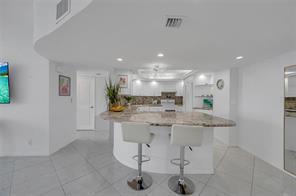 Building Photo - 4020 Galt Ocean Dr