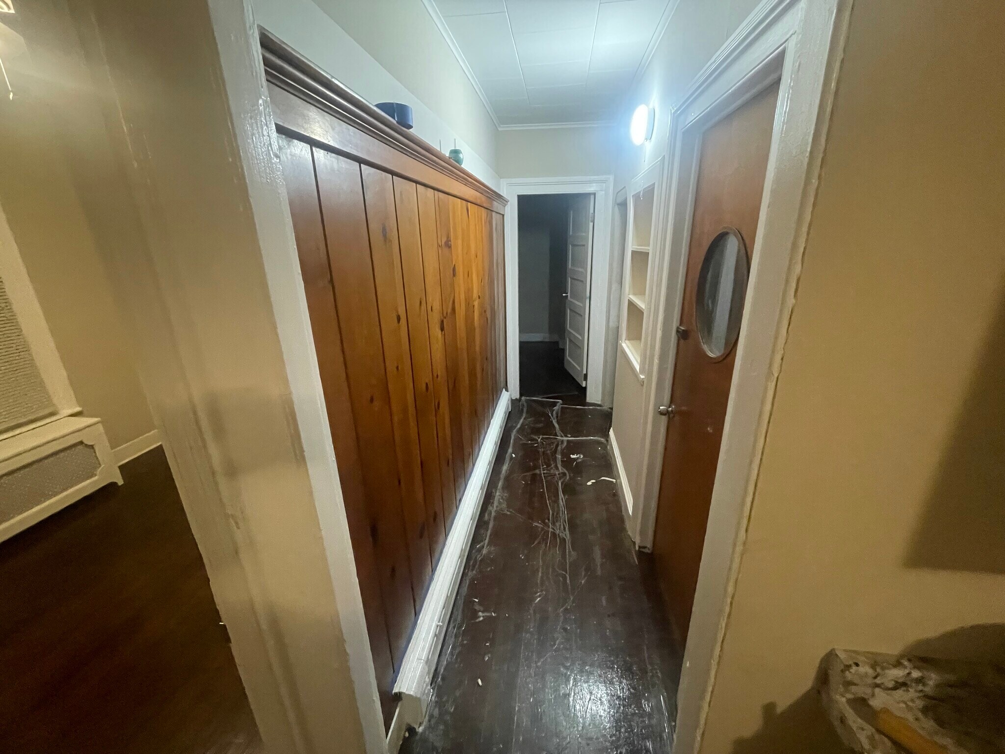 Hallway 2 - 91 Wolcott St