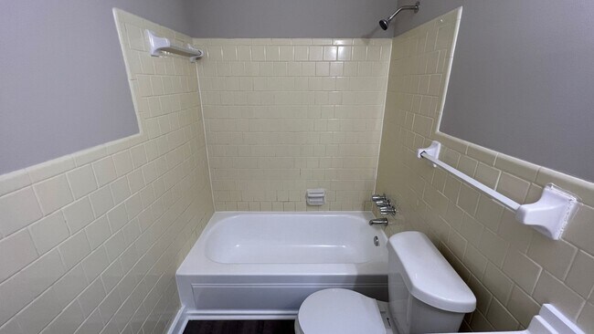 Building Photo - Beautiful 4-bedroom brick home