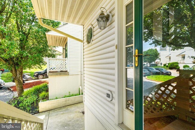 Building Photo - 307 Thyme Ln