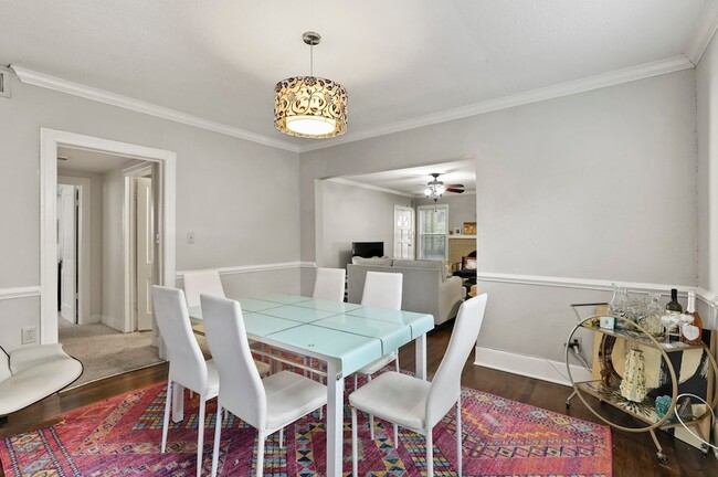 Building Photo - 5807 Vickery Blvd