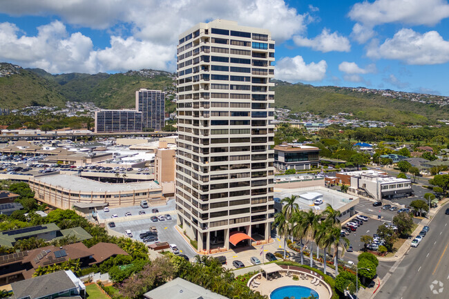 Primary Photo - Regency At Kahala