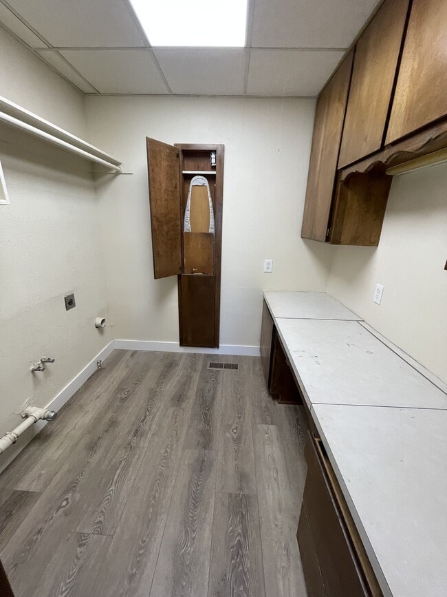 Building Photo - 1316 H St