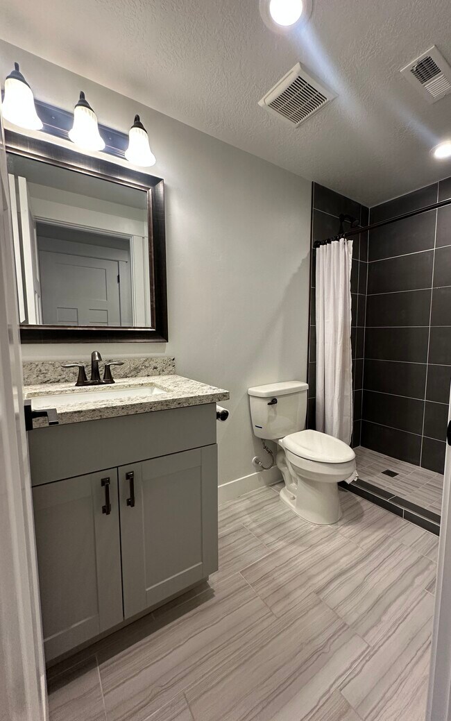 Building Photo - 15417 S Skyraider Ln