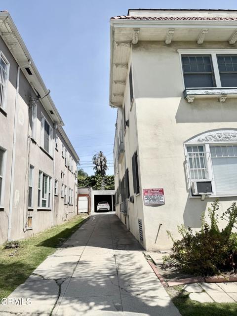 Building Photo - 208 S New Hampshire Ave