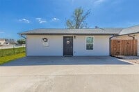 Building Photo - 4613 Joseph St