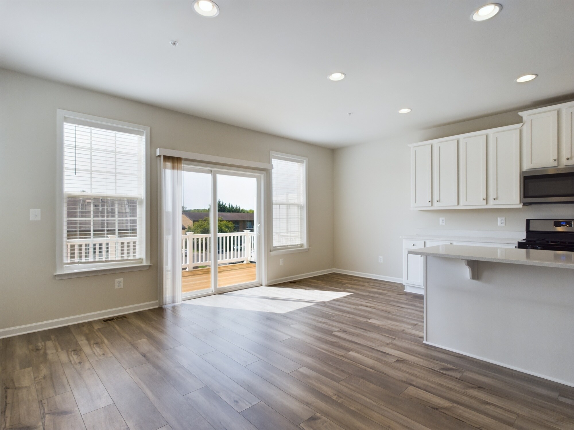 Building Photo - 25 Chester Ct