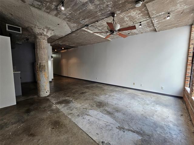 Building Photo - 1122 Jackson St