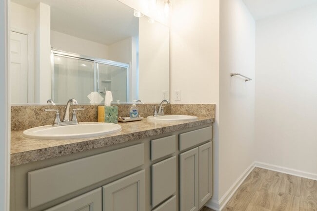 Building Photo - M316 Klamut (VSC-10/%)