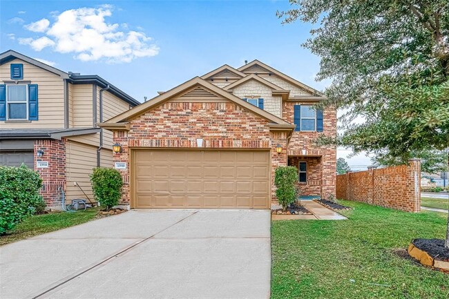 Building Photo - 15910 Copper Oak Ln