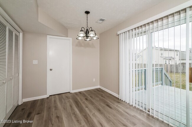 Building Photo - 4103 Willowview Blvd