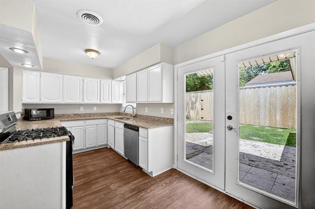 Building Photo - 2539 Hillsboro Ave