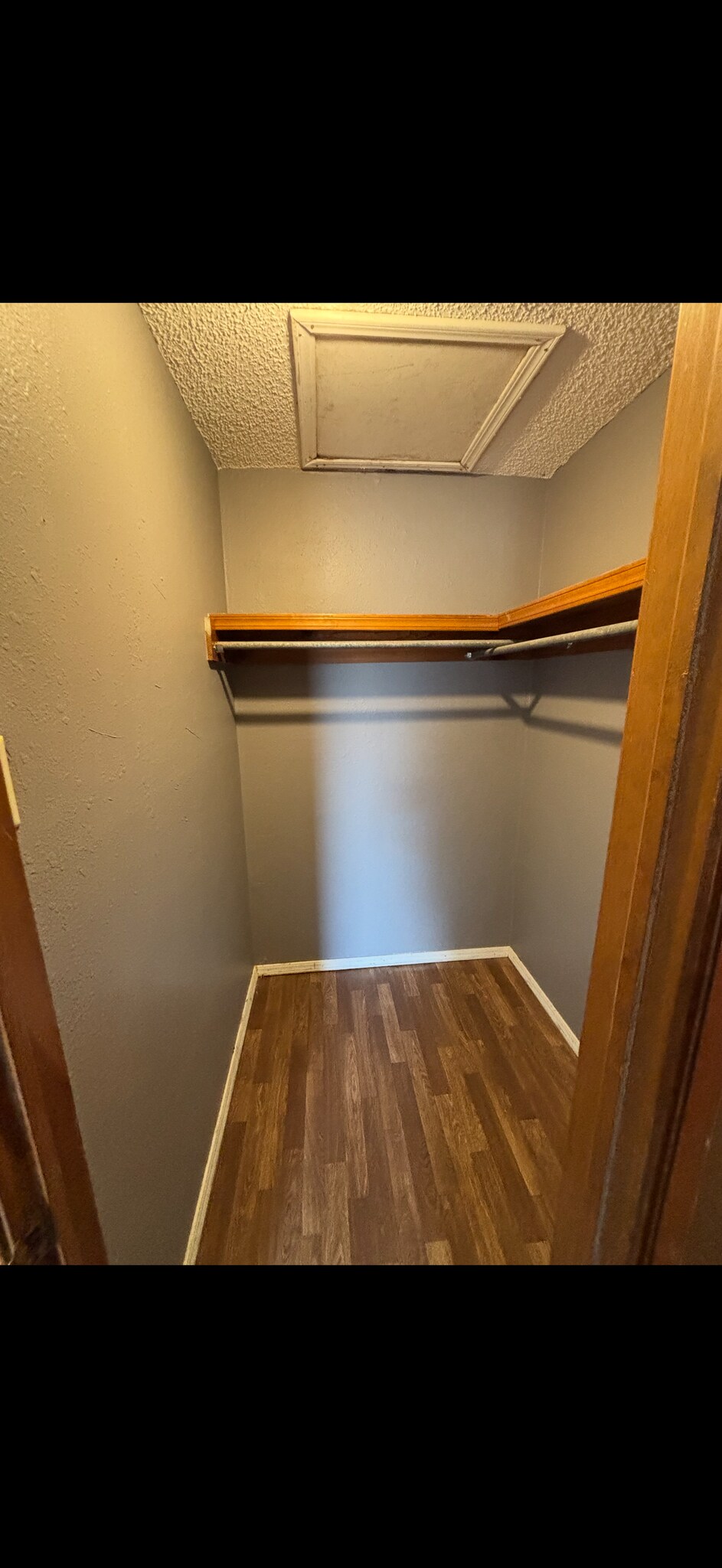 Building Photo - 2508 NE Dearborn Ave