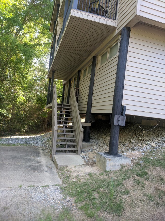 Building Photo - 3807 Pembrook Ct