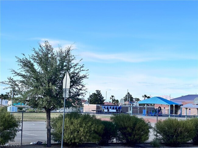 Building Photo - 1098 Havenworth Ave