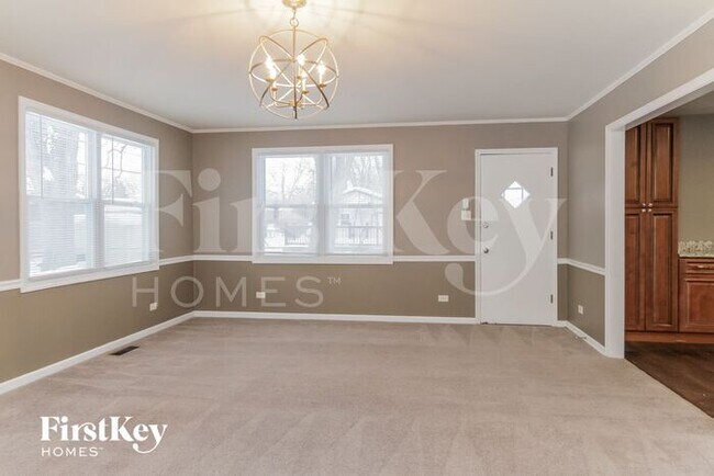 Building Photo - 18344 Aberdeen St