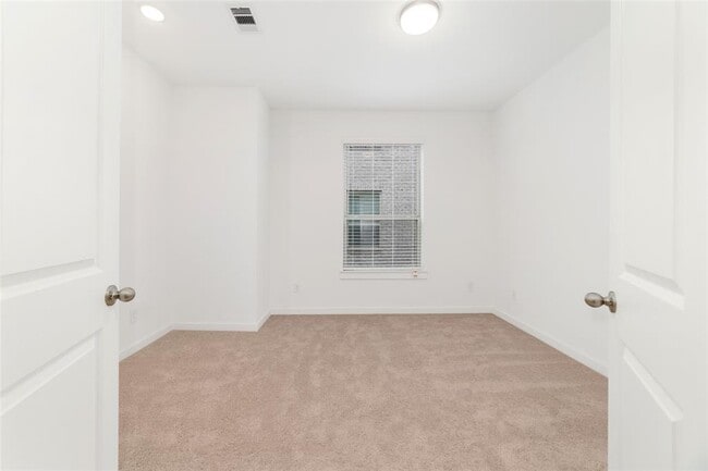 Building Photo - 5014 Chestnut Orch Dr