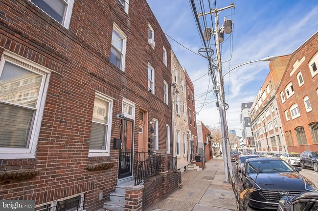 Building Photo - 1124 S 15th St