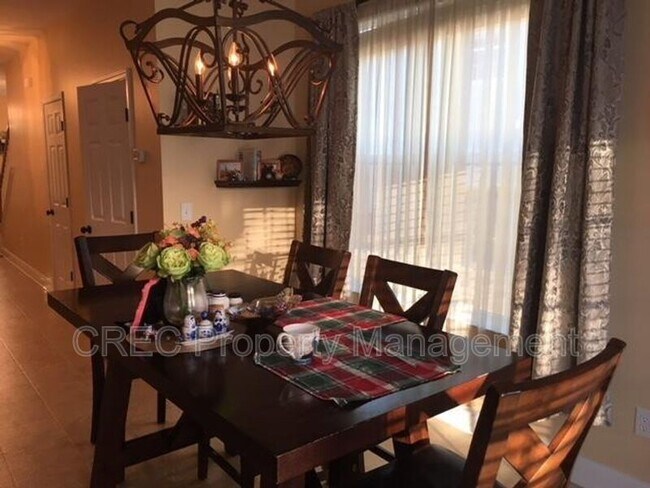 Building Photo - 322 Weeping Willow Way