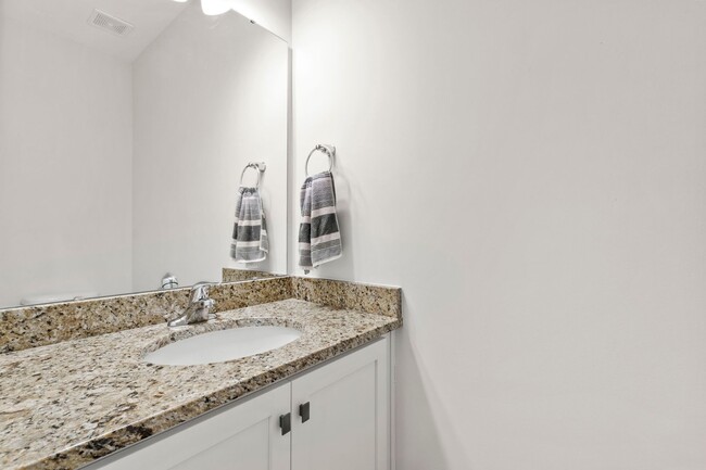 Building Photo - Beautifully Kept 2-Bedroom Townhome in Dur...
