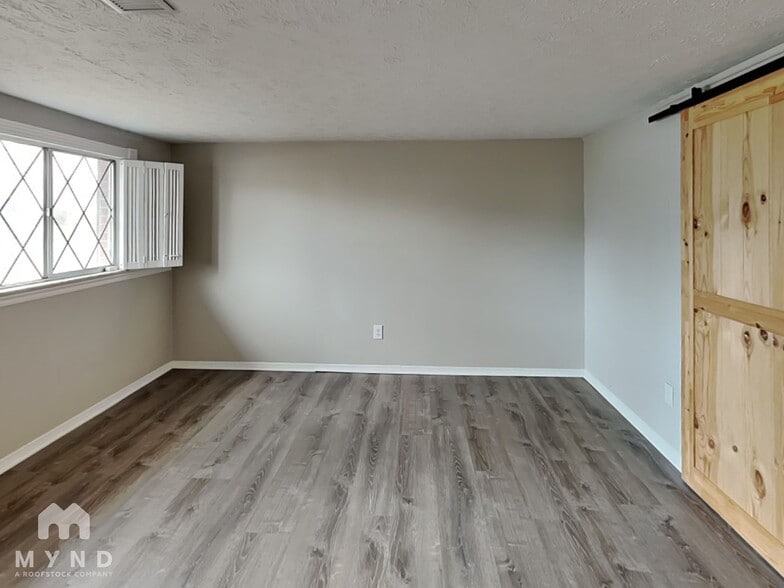 Building Photo - 2933 Renfro Rd