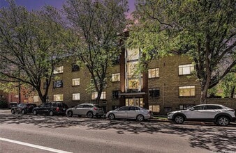 Building Photo - Great Capital Hill 1 Bedroom Garden Level Condo/ Utilities Included