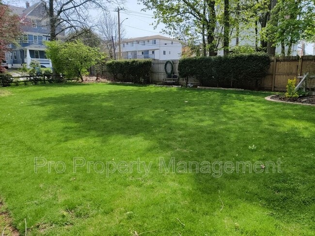 Building Photo - 638-638 Washington Ave